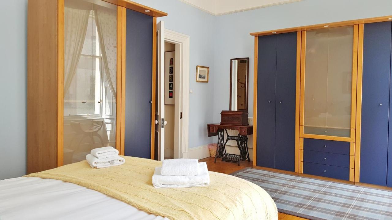 Stylish Central Edinburgh Apartment ภายนอก รูปภาพ