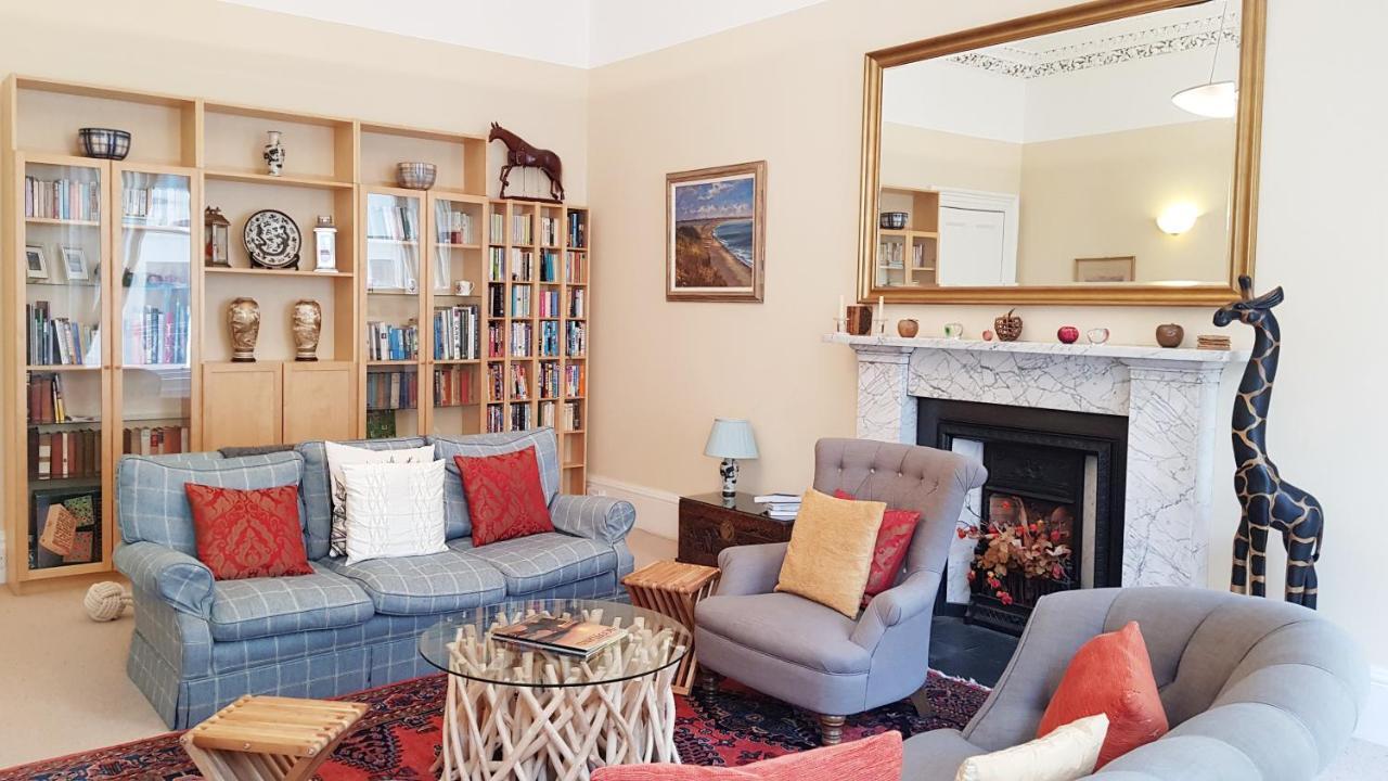 Stylish Central Edinburgh Apartment ภายนอก รูปภาพ