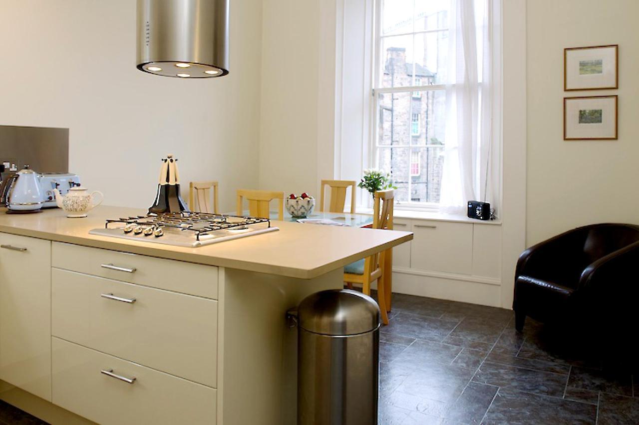 Stylish Central Edinburgh Apartment ภายนอก รูปภาพ