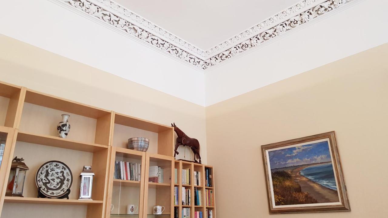 Stylish Central Edinburgh Apartment ภายนอก รูปภาพ