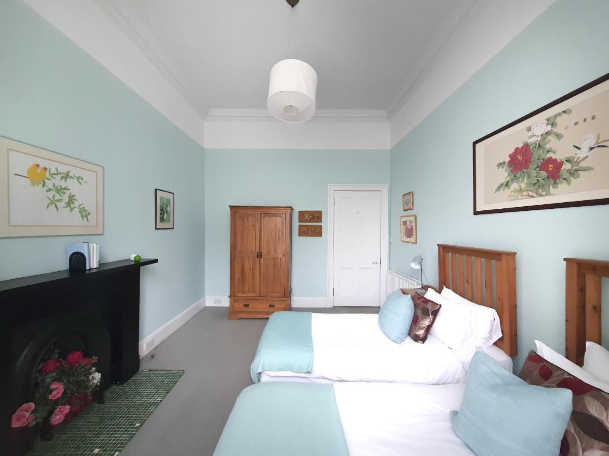 Stylish Central Edinburgh Apartment ภายนอก รูปภาพ